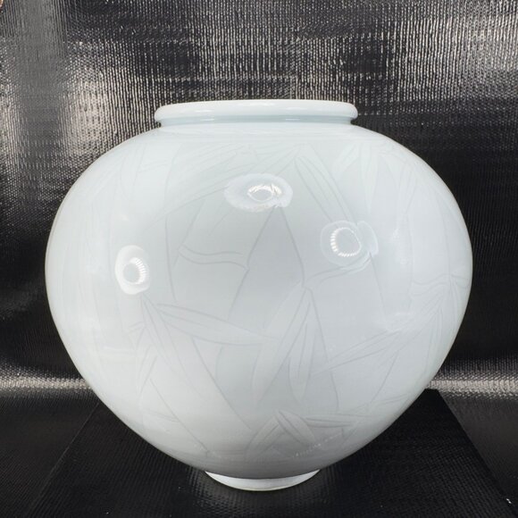 Celadon Pottery Vessel Vase With Bamboo Pattern Light Green Artist Signed Vase - Picture 15 of 15